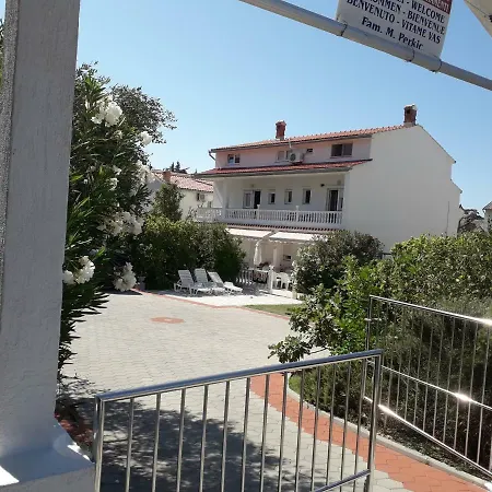 Lovely Marjetka Palit